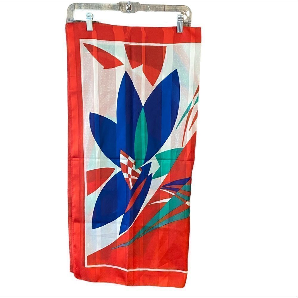 Italian Made 30” x 30” Primary Colors Green Red White Floral Fashion Scarf